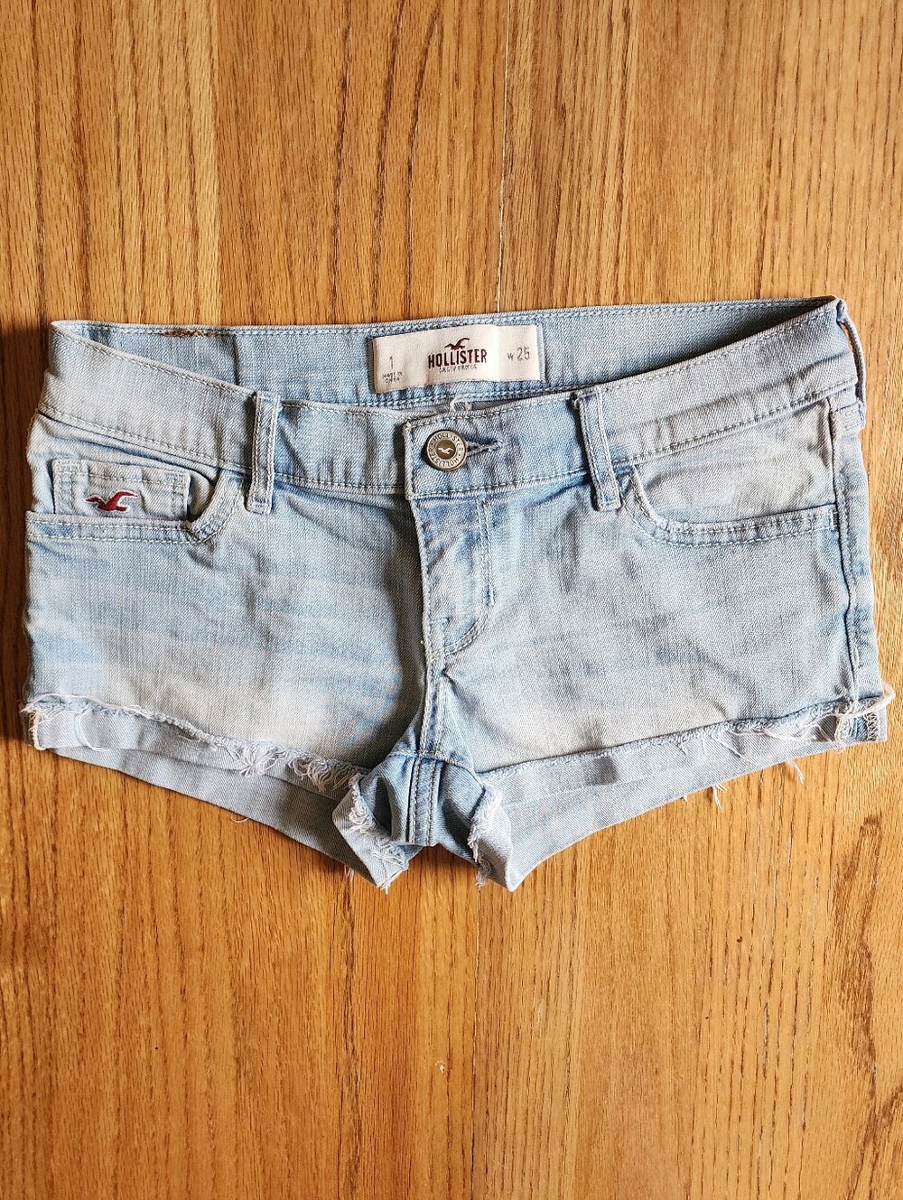 Hollister Junior's Light Wash Denim Casual Everyday Micro Shorts Size 1